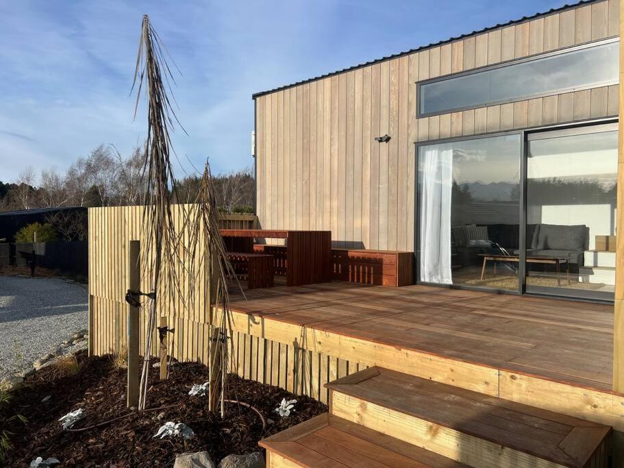 Alpine Chalet - Views, Fire-Pit, Central, Cosy Wanaka Exterior photo